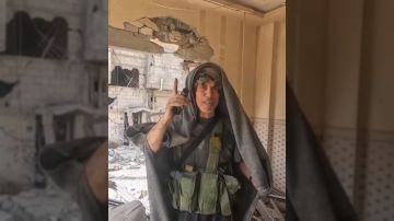 الجيش الإسرائيلي ينشر صورة جديدة للشهيد يحيى السنوار بعد عام على استشهاده الجيش الإسرائيلي ينشر صورة جديدة للشهيد يحيى السنوار بعد عام على استشهاده