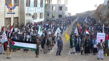 حجة .. عرض لخريجي الدورات العسكرية المفتوحة في المفتاح