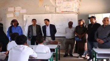فريق التوجيه والرقابة الرئاسي يزور إذاعة سقطرى ومدرسة سالمين في العاصمة حديبو