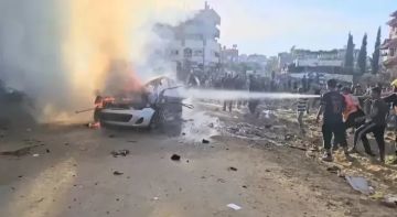 إصابة 4 فلسطينيين في قصف صهيوني على مخيم النصيرات وسط قطاع غزة إصابة 4 فلسطينيين في قصف صهيوني على مخيم النصيرات وسط قطاع غزة