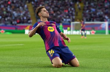 برشلونة يسحق أولمبياكوس اليوناني بسداسية برشلونة يسحق أولمبياكوس اليوناني بسداسية