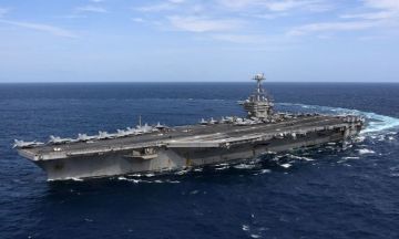 البحرية الأمريكية تخفي أضرارا جسيمة في حاملة الطائرات ترومان أمام ترامب البحرية الأمريكية تخفي أضرارا جسيمة في حاملة الطائرات ترومان أمام ترامب