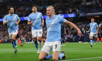 معشوق الجماهير.. من هو معلق مواجهة مانشستر سيتي وسوانزي سيتي في كأس الرابطة الإنجليزية الليلة؟