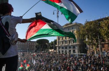 السلطات الإيطالية تقرر حظر مظاهرة مؤيدة لفلسطين في بولونيا السلطات الإيطالية تقرر حظر مظاهرة مؤيدة لفلسطين في بولونيا