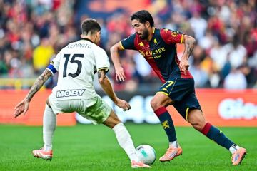 بولونيا يهزم كالياري بثنائية في الدوري الإيطالي بولونيا يهزم كالياري بثنائية في الدوري الإيطالي