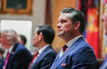 رد ساخر من البنتاجون على سؤال صحفي حول ربطة عنق وزير الدفاع الأمريكي يثير الجدل