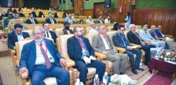 وزير الصحة: يجب بناء شراكة صحية حقيقية تخدم الناس عن طريق الارتقاء بالخدمات الطبية بأقل كلفة وزير الصحة: يجب بناء شراكة صحية حقيقية تخدم الناس عن طريق الارتقاء بالخدمات الطبية بأقل كلفة