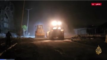 كتائب القسام تقوم بأعمال حفر تحت الأنقاض بحثا عن جثامين أسرى الاحتلال