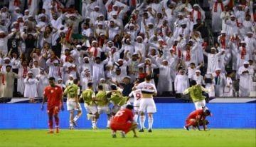 قطر والإمارات يتنافسان على بطاقة الصعود لكأس العالم قطر والإمارات يتنافسان على بطاقة الصعود لكأس العالم