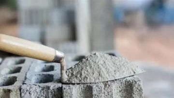 مصر تفتح الباب أمام استثمارات جديدة في صناعة الأسمنت قبل نهاية العام