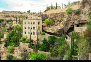 متنزه السكون... تحفة معمارية نحتتها الطبيعة في اليمن