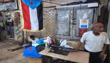 عدن تتوشح بألوان العلم الجنوبي استعدادا لذكرى ثورة 14 أكتوبر