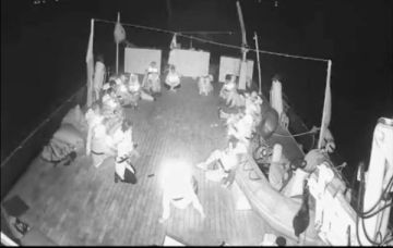 إسبانيا تشكل وحدة مراقبة عقب هجوم إسرائيل على أسطول الصمود إسبانيا تشكل وحدة مراقبة عقب هجوم إسرائيل على أسطول الصمود