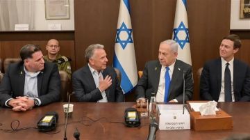 اتفاق شرم الشيخ.. إسرائيل توافق رسميا على إنهاء الحرب في غزة وإطلاق سراح الرهائن خلال 24 ساعة اتفاق شرم الشيخ.. إسرائيل توافق رسميا على إنهاء الحرب في غزة وإطلاق سراح الرهائن خلال 24 ساعة