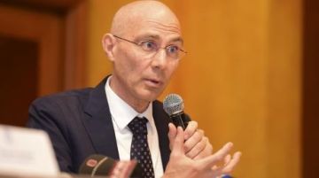 مفوض الأمم المتحدة: قرار محكمة العدل الدولية يؤكد إلزام إسرائيل بحماية حقوق الفلسطينيين مفوض الأمم المتحدة: قرار محكمة العدل الدولية يؤكد إلزام إسرائيل بحماية حقوق الفلسطينيين