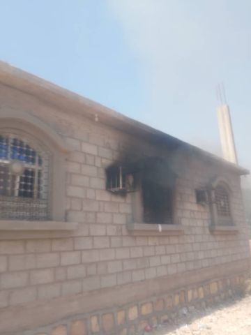 شبوة.. ماس كهربائي يتسبب بحرائق واسعة في منازل المواطنين بميفعة شبوة.. ماس كهربائي يتسبب بحرائق واسعة في منازل المواطنين بميفعة