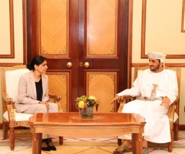 وكيل وزارة الخارجية العمانية يبحث مع مسؤولة بريطانية الملف اليمني  وكيل وزارة الخارجية العمانية يبحث مع مسؤولة بريطانية الملف اليمني