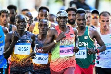 إلغاء ماراثون كيب تاون بسبب الرياح العاتية إلغاء ماراثون كيب تاون بسبب الرياح العاتية