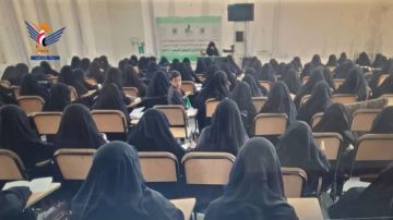 الهيئة النسائية بأمانة العاصمة تدشن فعاليات الذكرى السنوية للشهيد بمديريات الأمانة الهيئة النسائية بأمانة العاصمة تدشن فعاليات الذكرى السنوية للشهيد بمديريات الأمانة