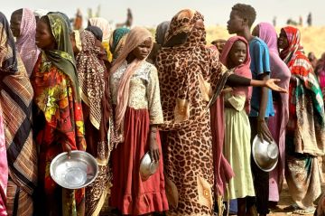 مخاوف على المدنيين بعد إعلان قوات الدعم السريع سيطرتها على الفاشر في غرب السودان مخاوف على المدنيين بعد إعلان قوات الدعم السريع سيطرتها على الفاشر في غرب السودان