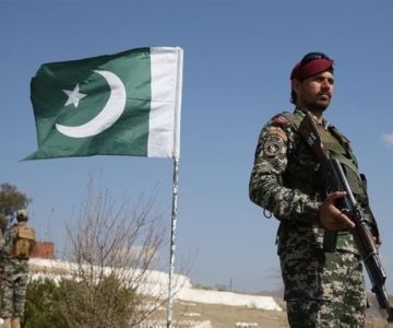 الجيش الباكستاني يعلن مقتل 30 مسلحا شاركوا في كمين قرب الحدود الأفغانية الجيش الباكستاني يعلن مقتل 30 مسلحا شاركوا في كمين قرب الحدود الأفغانية