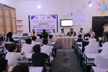 مدير عام تربية المهرة يدشن المرحلة الاولى من برنامج الحساب الذهني .