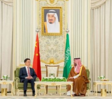 ولي العهد السعودي ونائب الرئيس الصيني يبحثان التعاون المشترك ولي العهد السعودي ونائب الرئيس الصيني يبحثان التعاون المشترك