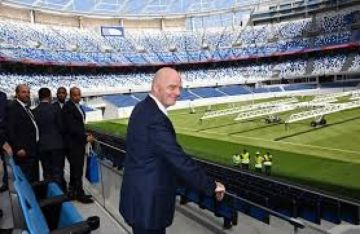 الفيفا ينقل بطولة يشارك فيها منتخب اللاجئات الأفغان للمغرب من الإمارات الفيفا ينقل بطولة يشارك فيها منتخب اللاجئات الأفغان للمغرب من الإمارات