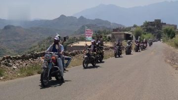 مسير بالدراجات النارية لخريجي دورات التعبئة في المحويت مسير بالدراجات النارية لخريجي دورات التعبئة في المحويت