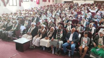 فعالية لهيئة الأوقاف في ذمار بالذكرى السنوية للشهيد فعالية لهيئة الأوقاف في ذمار بالذكرى السنوية للشهيد