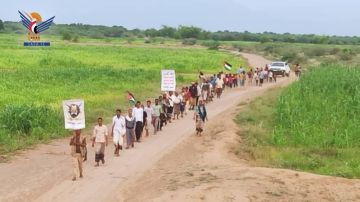 مسيرات لخريجي دورات طوفان الأقصى في عدد من مديريات الحديدة مسيرات لخريجي دورات طوفان الأقصى في عدد من مديريات الحديدة