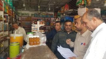 المهرة.. لجنة مراقبة الأسعار تواصل حملاتها في أسواق الغيضة