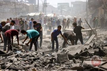 أطباء بلا حدود:لايزال أكثر من مليون شخص بغزةيعيشون في رقعة أرض صغيرة أطباء بلا حدود:لايزال أكثر من مليون شخص بغزةيعيشون في رقعة أرض صغيرة