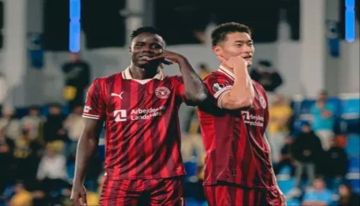 مييتيلاند يلتحق ببراجا وليون في صدارة الدوري الأوروبي