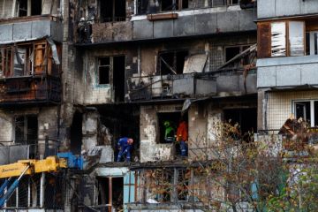 هجوم جوي روسي على كييف يتسبب في مقتل 3 أشخاص وإصابة 31 آخرين