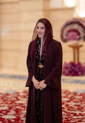 حرم السلطان هيثم تكرم شخصيات نسائية عمانية بمناسبة يوم المرأة حرم السلطان هيثم تكرم شخصيات نسائية عمانية بمناسبة يوم المرأة