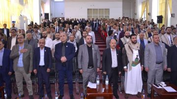 وزارة الاقتصاد تحيي أربعينية الشهيد الوزير معين المحاقري وزارة الاقتصاد تحيي أربعينية الشهيد الوزير معين المحاقري