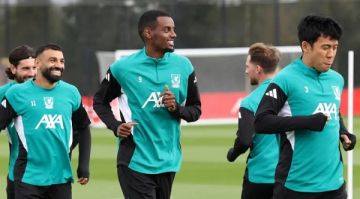 ليفربول يعلن إصابة لاعبه إندو وغيابه عن منتخب بلاده ليفربول يعلن إصابة لاعبه إندو وغيابه عن منتخب بلاده