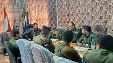 اجتماع يناقش تعزيز مستوى الأداء الأمني في الضالع