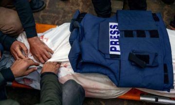 عامان من الإبادة.. مجازر الصحفيين في غزة متعمدة وغير مسبوقة في تاريخ الحروب عامان من الإبادة.. مجازر الصحفيين في غزة متعمدة وغير مسبوقة في تاريخ الحروب