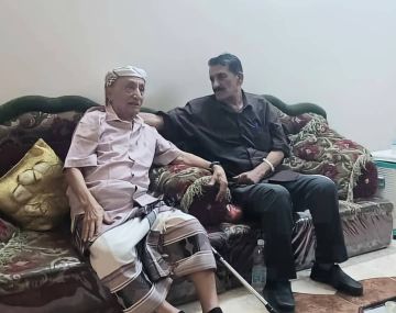 أسرة المناضل محمد الريوي تعرب عن تقديرها لرئيس هيئة أسر الشهداء والمناضلين أسرة المناضل محمد الريوي تعرب عن تقديرها لرئيس هيئة أسر الشهداء والمناضلين