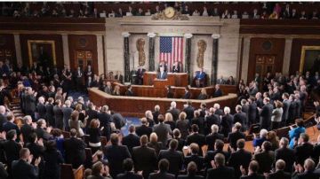 الشيوخ الأمريكي يقر إلغاء الرسوم الجمركية على البرازيل الشيوخ الأمريكي يقر إلغاء الرسوم الجمركية على البرازيل