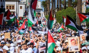 آلاف المغاربة يحتفلون باتفاق وقف إطلاق النار تحت شعار انتصرت غزة