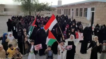 وقفتان نسائيتان في سنحان بالذكرى الثانية لـ طوفان الأقصى