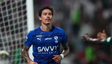 الإيثار يمنح نونيز جائزة جديدة في الدوري السعودي الإيثار يمنح نونيز جائزة جديدة في الدوري السعودي
