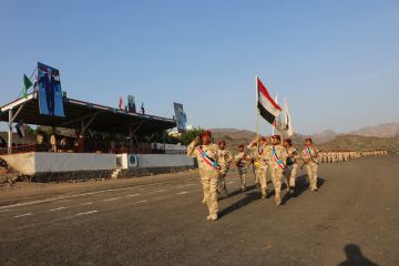 اللواء الخامس دعم وإسناد يستعرض قدراته القتالية أمام وزير الدفاع في ردفان اللواء الخامس دعم وإسناد يستعرض قدراته القتالية أمام وزير الدفاع في ردفان