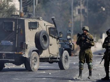 القدس المحتلة والضفة : اقتحامات إسرائيلية واسعة ومصادرات أراض وسط اعتداءات على المواطنين القدس المحتلة والضفة : اقتحامات إسرائيلية واسعة ومصادرات أراض وسط اعتداءات على المواطنين