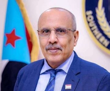 الكثيري يعزي رندا علي صالح عضو الجمعية الوطنية بوفاة والدتها