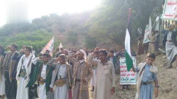 مسيرات في وضرة بحجة وفاء لدماء الشهداء مسيرات في وضرة بحجة وفاء لدماء الشهداء