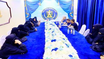 اعتداءات حزب الإصلاح على أمهات وذوي شهداء الجنوب بالمكلا تصل إلى مكتب المعهد الأوروبي للسلام اعتداءات حزب الإصلاح على أمهات وذوي شهداء الجنوب بالمكلا تصل إلى مكتب المعهد الأوروبي للسلام